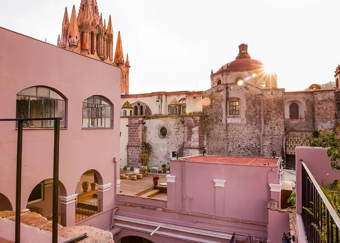 Cheap hotel: Selina San Miguel De Allende